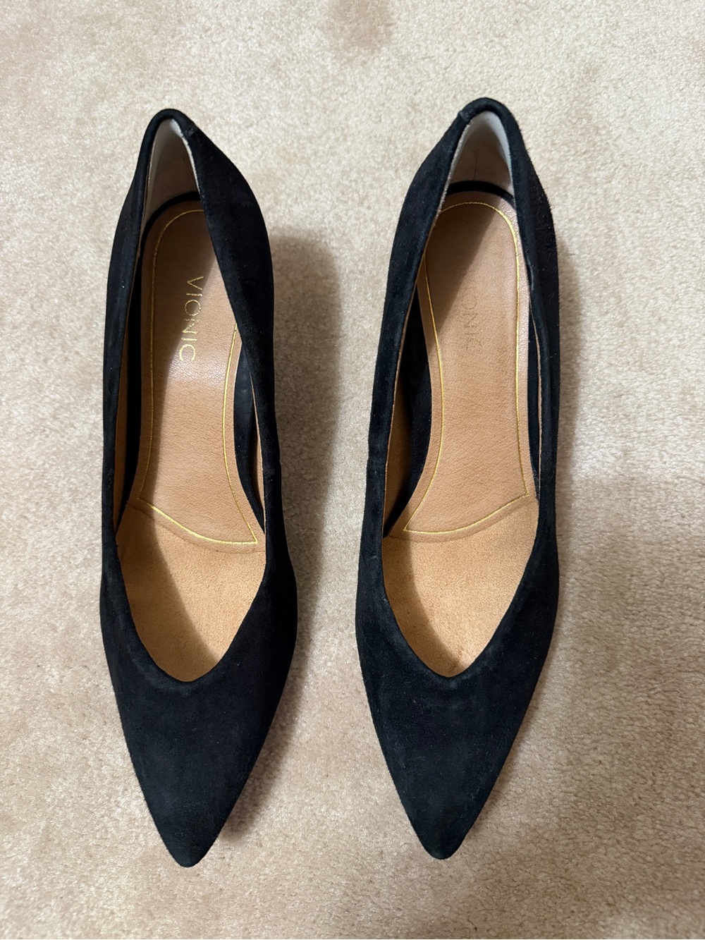 Vionic Black Suede Pointed Toe Flats - Classic Slip-On